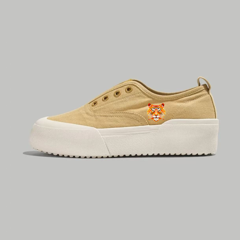 Vibrant Tiger - Badge Platform Slip - Ons